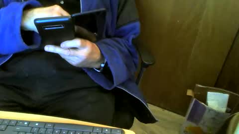 Snapshot of muller520 chatting on October 6, 4:22 pm muller520 online show from October 6, 4:22 pm