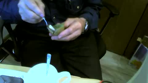 Snapshot of muller520 chatting on October 1, 6:12 pm muller520 online show from October 1, 6:12 pm