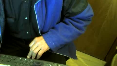 Snapshot of muller520 chatting on October 19, 4:06 am muller520 online show from October 19, 4:06 am