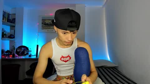 murielkarmesi online show from January 5, 3:45 pm