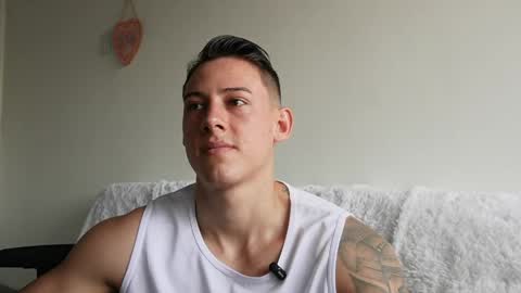 muscle_king_cum online show from June 6, 2:56 pm