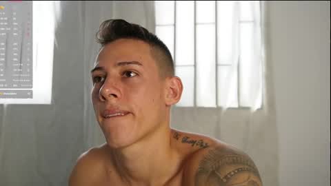 Snapshot of muscle_king_cum chatting on October 15, 2:46 pm muscle_king_cum online show from October 15, 2:46 pm