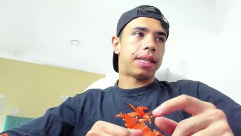 Snapshot of muscle_scott chatting on September 19, 12:16 pm muscle scott online show from September 19, 12:16 pm