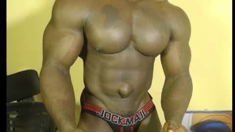 musclegod23 online show from February 27, 12:08 am