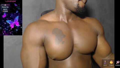 musclegod23 online show from December 2, 10:21 pm