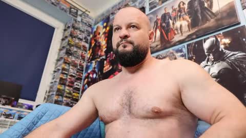 Chris online show from April 25, 5:32 am