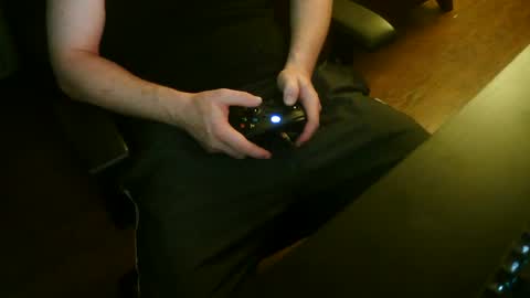 Snapshot of mustenjoyhead79 chatting on October 8, 9:41 pm mustenjoyhead79 online show from October 8, 9:41 pm