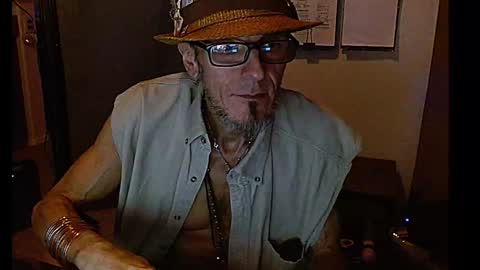 Snapshot of mycock4u247 chatting on December 14, 12:44 pm LA MARIPOSA DE MARICOPA online show from December 14, 12:44 pm