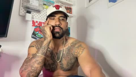 Myke esthetic online show from June 7, 10:06 pm