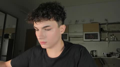 Snapshot of mystic_evan chatting on September 13, 11:39 pm Evan Brown online show from September 13, 11:39 pm