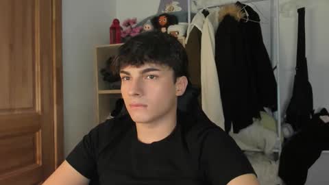 Snapshot of mystic_evan chatting on October 15, 2:13 pm Evan Brown online show from October 15, 2:13 pm