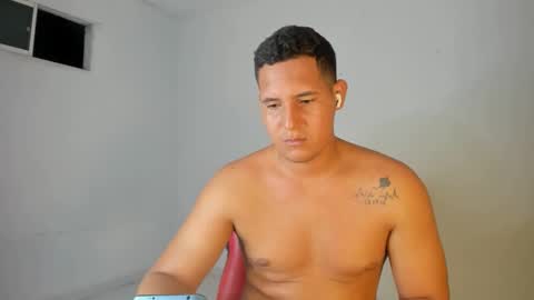 mz_david online show from November 18, 3:32 am