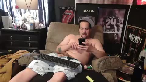 SnackPants online show from December 22, 7:31 pm