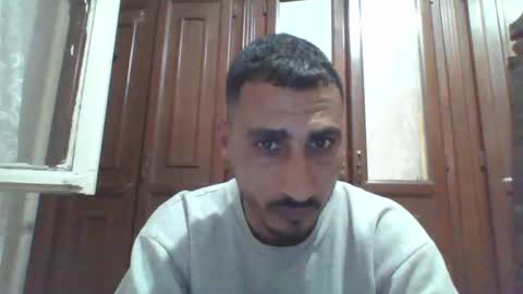 V online show from February 24, 3:42 pm