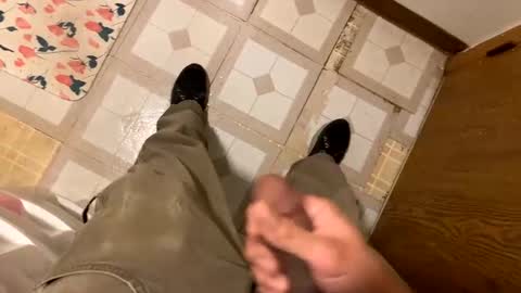 Snapshot of nairda2senoniuq chatting on January 28, 1:39 am nairda2senoniuq online show from January 28, 1:39 am