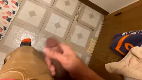 Snapshot of nairda2senoniuq chatting on December 18, 5:59 am nairda2senoniuq online show from December 18, 5:59 am