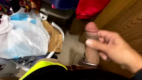 Snapshot of nairda2senoniuq chatting on December 5, 11:51 pm nairda2senoniuq online show from December 5, 11:51 pm