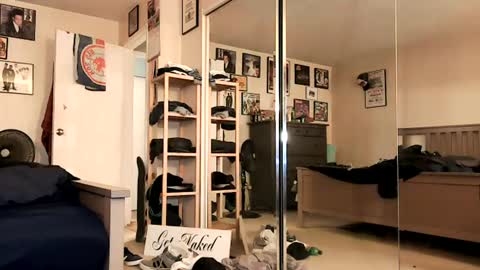 nakedmonkey online show from July 15, 1:45 am