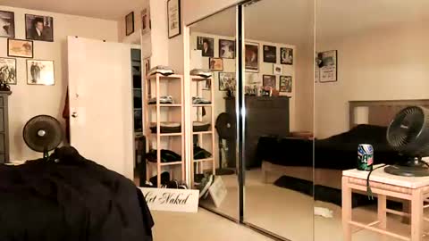 nakedmonkey online show from July 31, 1:05 am