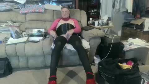 nancyboy_1 online show from May 2, 4:15 am