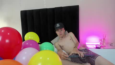 Nascary Fox online show from September 25, 9:02 pm