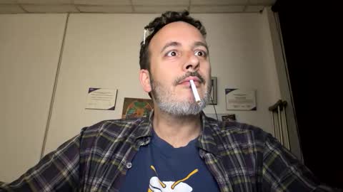 nassobout online show from June 11, 1:49 am