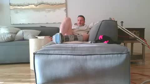 nassobout online show from April 25, 11:46 am