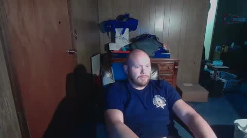Snapshot of nate_b99 chatting on December 2, 10:32 pm Nate online show from December 2, 10:32 pm