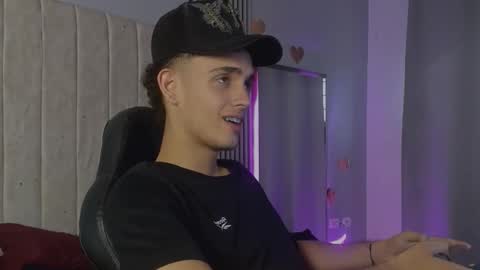 nathan_shimmer online show from January 5, 10:02 pm