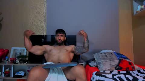 Snapshot of naughty_dominant chatting on January 24, 3:13 pm Miller online show from January 24, 3:13 pm