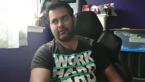 sakhtlaundaz online show from December 28, 8:47 pm