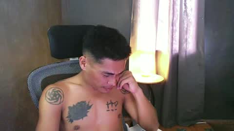 naughtyfuck_boy online show from June 24, 4:37 am