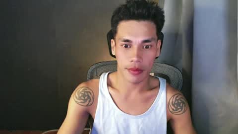 naughtyfuck_boy online show from June 16, 12:29 pm