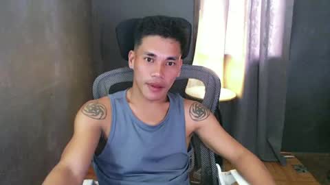 naughtyfuck_boy online show from June 22, 3:25 am