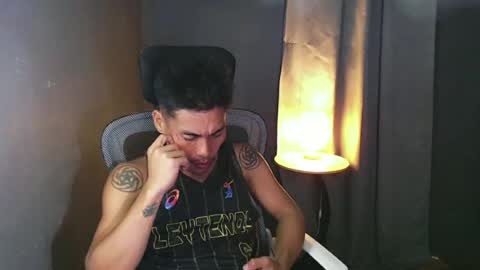 naughtyfuck_boy online show from June 27, 12:22 pm