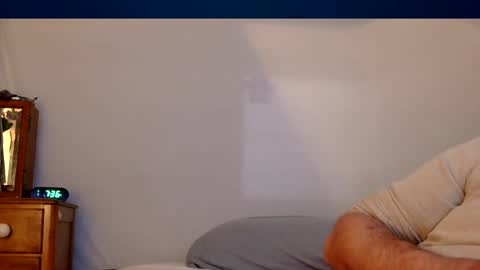Snapshot of naughtyfucker4u269 chatting on December 7, 12:31 am INDY online show from December 7, 12:31 am
