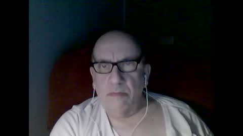 Tom online show from September 18, 1:51 am