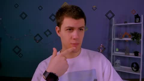 neo_raze_ online show from April 19, 8:25 am