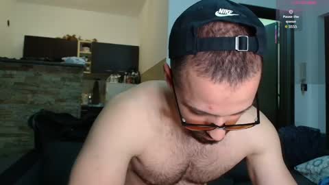 nestornaughty98 online show from April 27, 11:32 pm