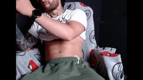 neuttron online show from April 25, 12:02 am