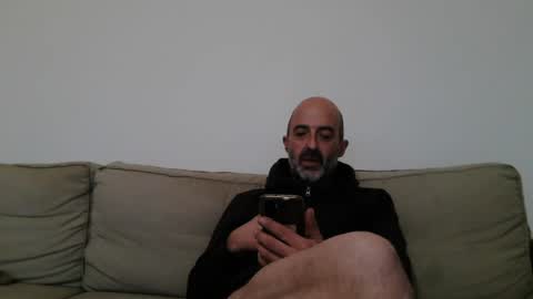 Snapshot of new_simi_74 chatting on December 8, 3:02 pm simi online show from December 8, 3:02 pm
