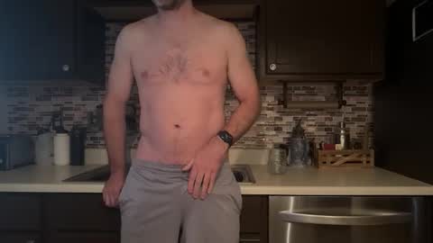 newguy_097 online show from November 27, 2:10 pm