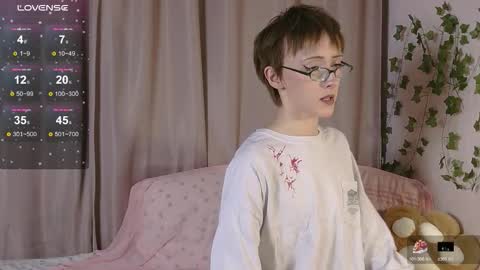 NextVibe1 online show from March 21, 5:50 pm