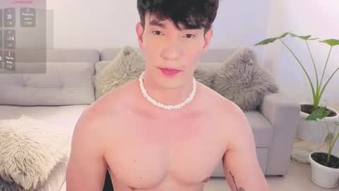 Snapshot of neythan__blaze chatting on October 2, 9:52 pm online show from October 2, 9:52 pm