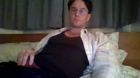 niallthewanderer online show from September 19, 11:59 pm