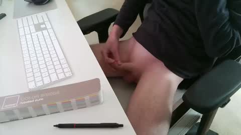 nice_dicknballs online show from May 6, 11:44 am
