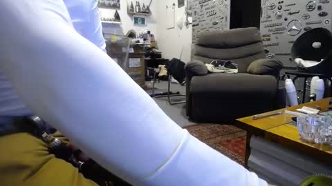 Snapshot of niceasscammo69 chatting on September 9, 10:48 am niceasscammo69 online show from September 9, 10:48 am