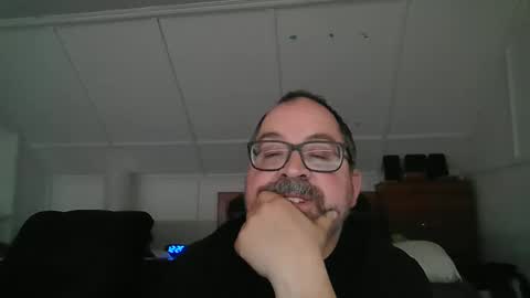 niceguy7208 online show from December 22, 5:26 am