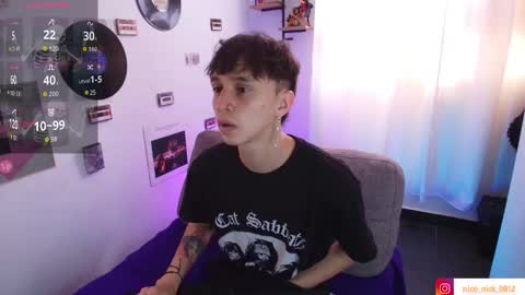 Snapshot of nick_bangover chatting on October 30, 7:59 pm Nico online show from October 30, 7:59 pm