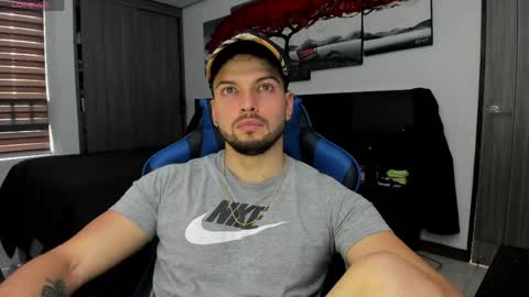 Nick Klaus online show from April 20, 10:23 pm